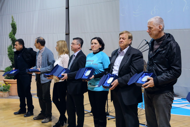 MOK podelila priznanja za naj športnika leta 2014 MOK podelila priznanja za naj športnika leta 2014